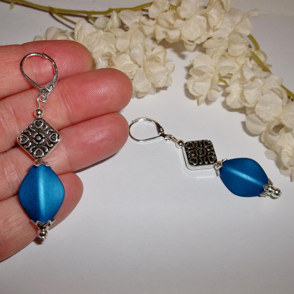 Long Blue & Silver Statement Earring Set Fashion Jewelry Accessory Gift NWT 4745 - Picture 6 of 10